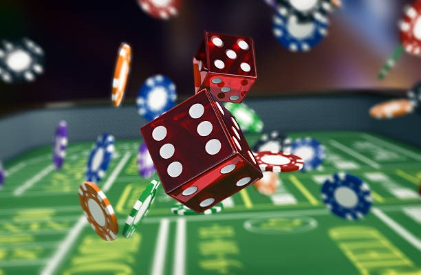 ilmutoto mobile app interface showing sportsbook, live casino, and slots on Android and iOS